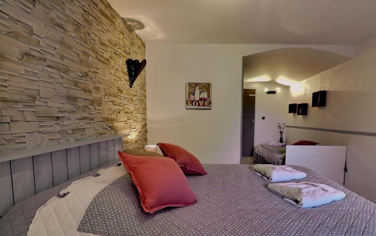 Chambres D'Hotes Les Fleurettes En Baie Du Mont Saint Michel Ngoại thất bức ảnh